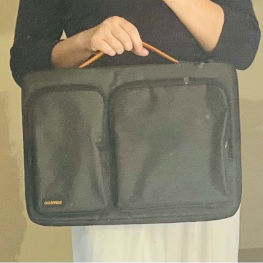 Black Laptop Bag - Picture 3 of 9